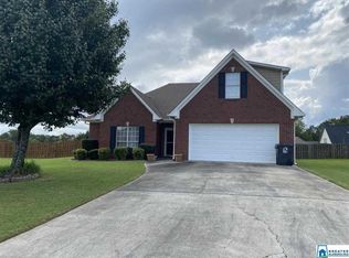 208 Heather Ridge Cir, Pelham, AL 35124