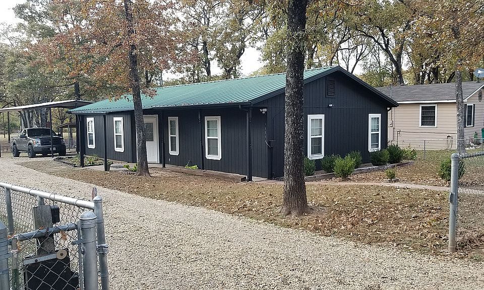 1st image of 454 Briggs Blvd