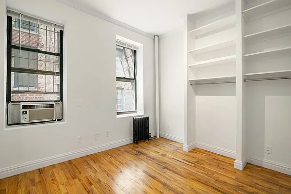 Rented by Compass | media 13