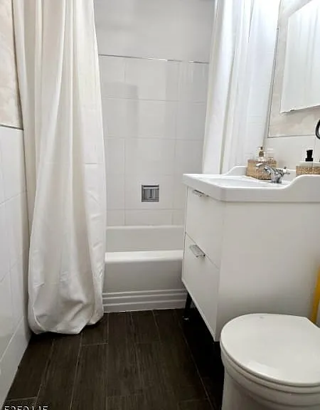 5 Roosevelt Pl #C004E-C — Photo 17