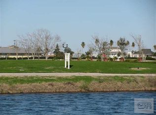 4 Mariner Pass, Galveston, TX 77554