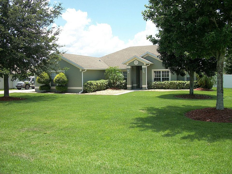 1st image of 10834 Vineyard Ct