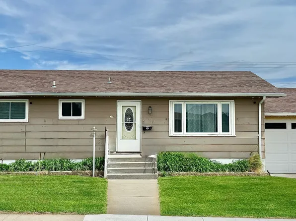 407 W M St, Ogallala, NE 69153