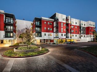 Motif, Woodland Hills, CA 91367