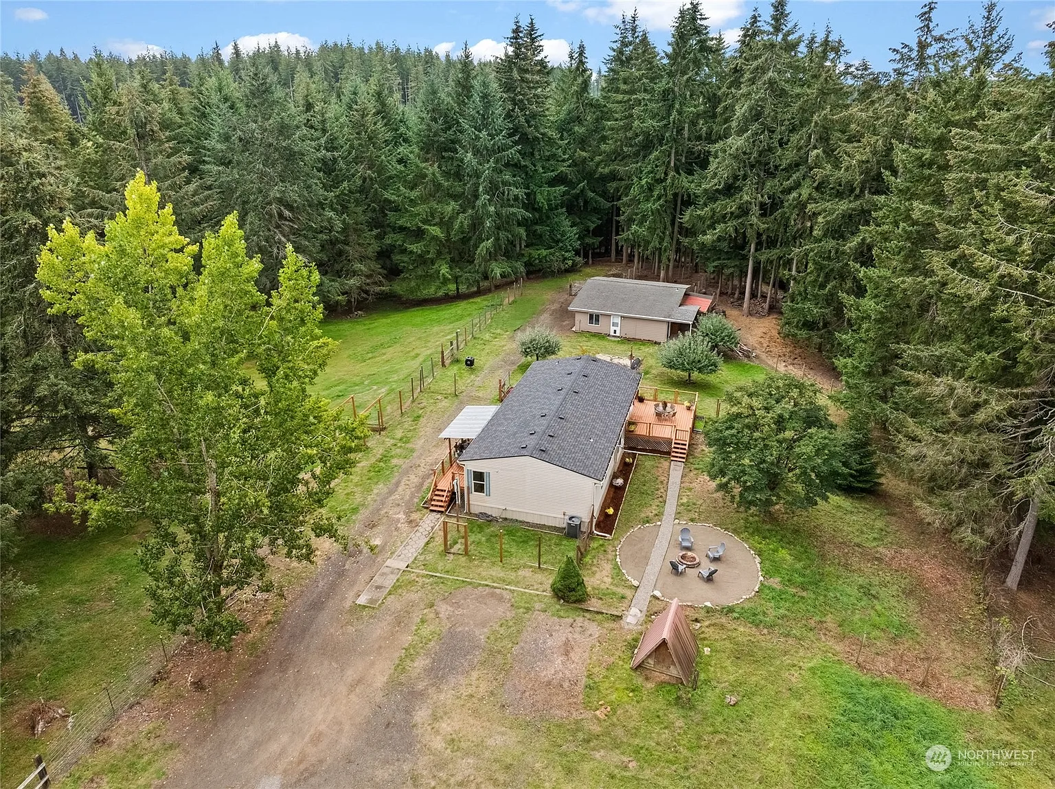 5522 SW Paradise Lane photo 1