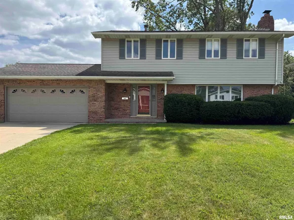 1420 W Tomar Ct, Peoria, IL 61614