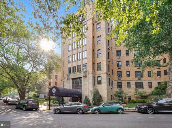 2032 Belmont Rd N #234, Washington, DC 20009