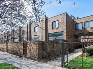 1756 N Larrabee St, Chicago, IL 60614