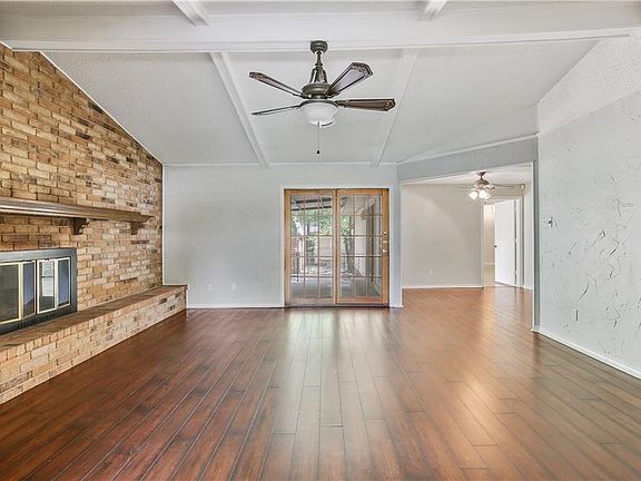 4th image of 1510 Kingswood Dr