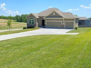 3923 NE 80th St, Kansas City, MO 64119