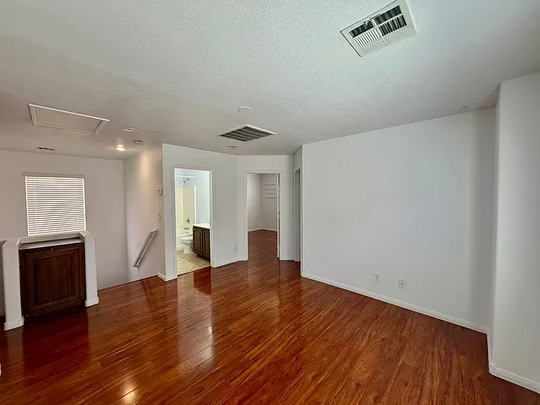 884 Blue Rosalie Pl — Photo 11