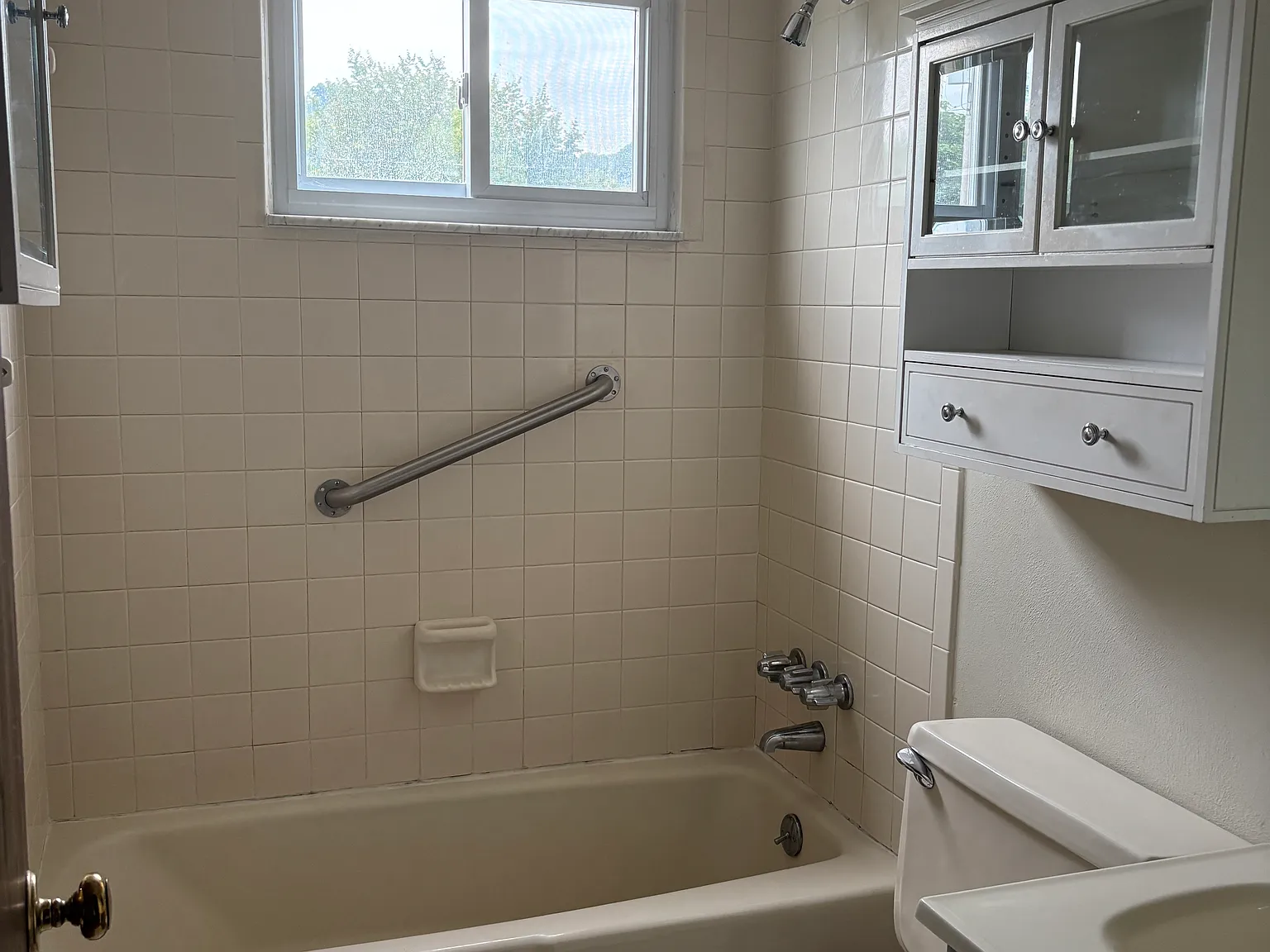 2 bed, 800 sqft, $1,150 — Photo 1