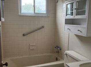 647 Allegheny Ave APT 4, Oakmont, PA 15139