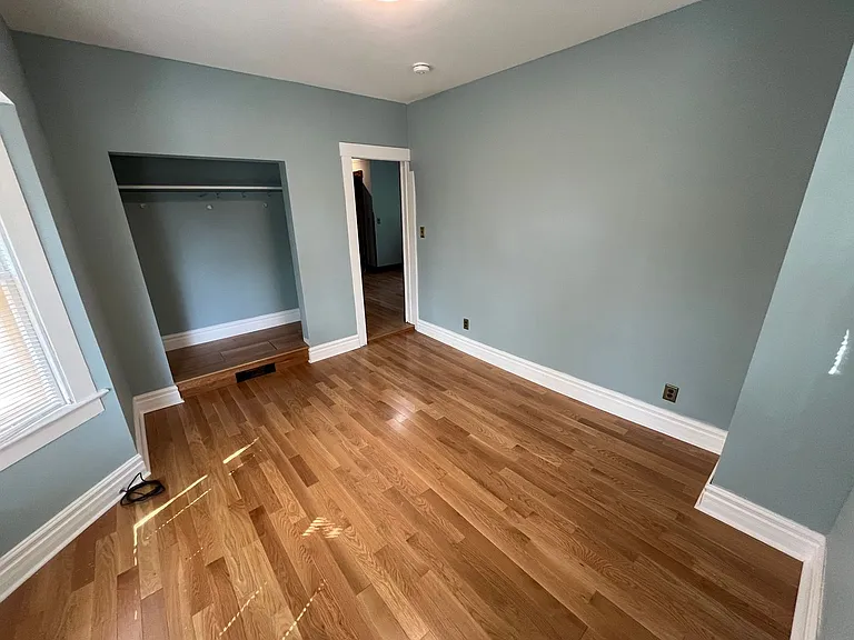 921 W Huron St — Photo 9