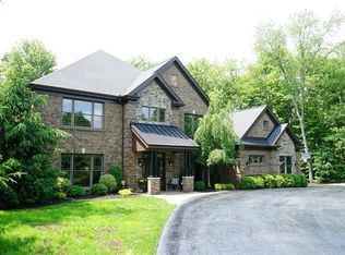 34 S Cowan Rd, Carnegie, PA 15106