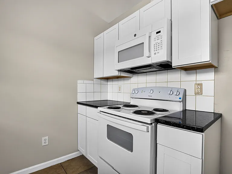 4612 Wind Chime Ct — Photo 7