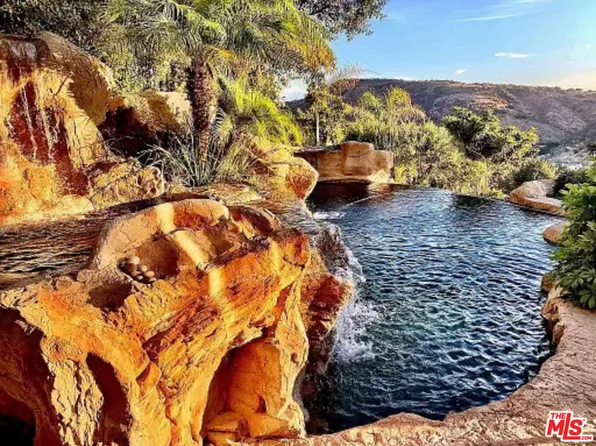 1022 Brookview Ave, Westlake Village, CA 91361