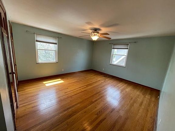 5th image of 1678 W 3rd Ave