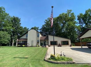 7180 Swallow Rd, Cannelton, IN 47520