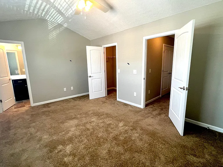 5305 Tony Lama Ln — Photo 14