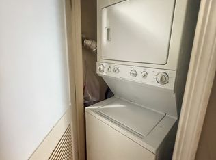 1516 W Taylor St APT 2, Chicago, IL 60607