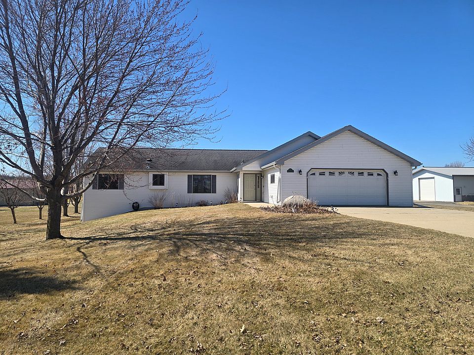 1st image of 105 Park View Dr