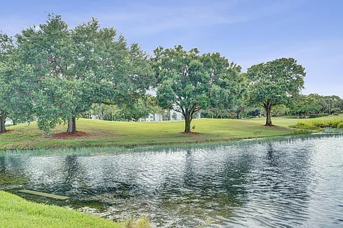 9460 Poinciana Pl #101 Photo 1
