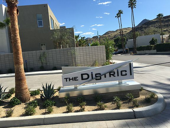 Entrance District @ Edge