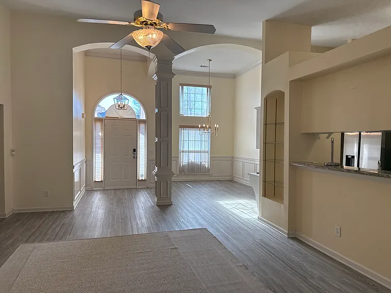 2753 Bridgegate Trce NE — Photo 2