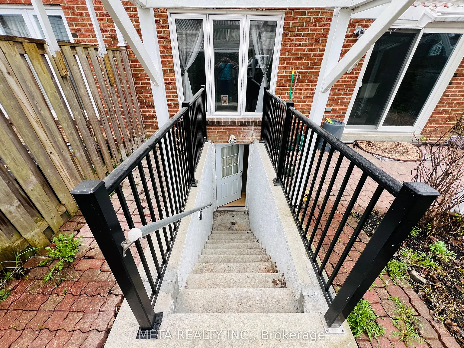 2 bed, $1,600 — Photo 2