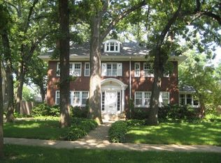 10711 S Seeley Ave, Chicago, IL 60643