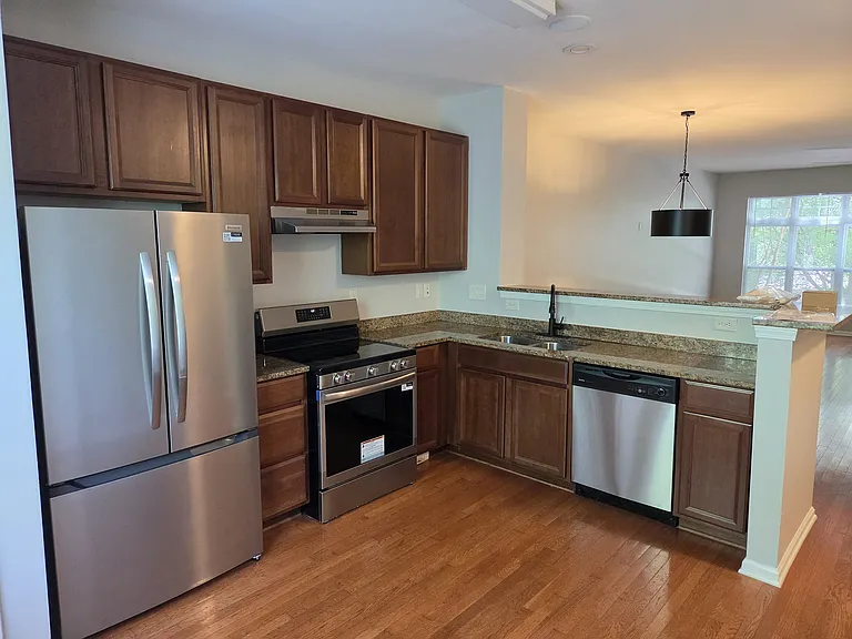 1741 Matheson Ave — Photo 4