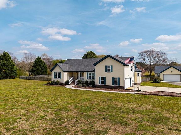 2nd image of 813 Puddin Ridge Rd
