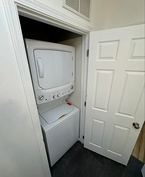 808 Des Moines St #810-1 — Photo 7