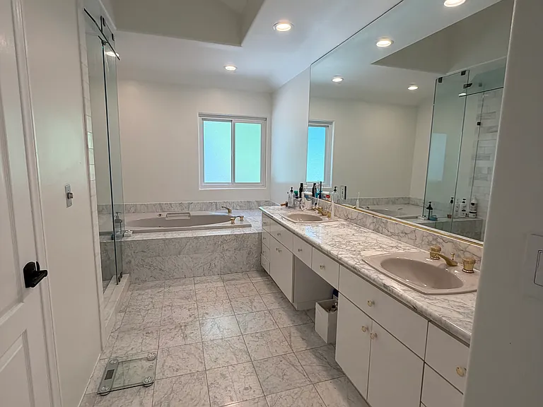 5711 Aura Ave — Photo 45