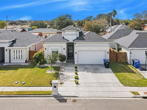 2nd image of 3433 Camellia Ave