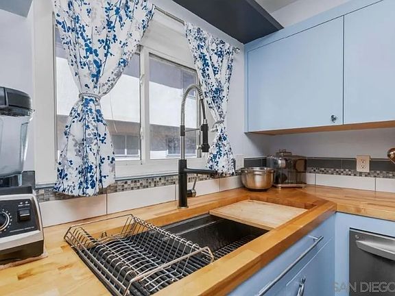 5th image of 2676 Worden St Unit 61