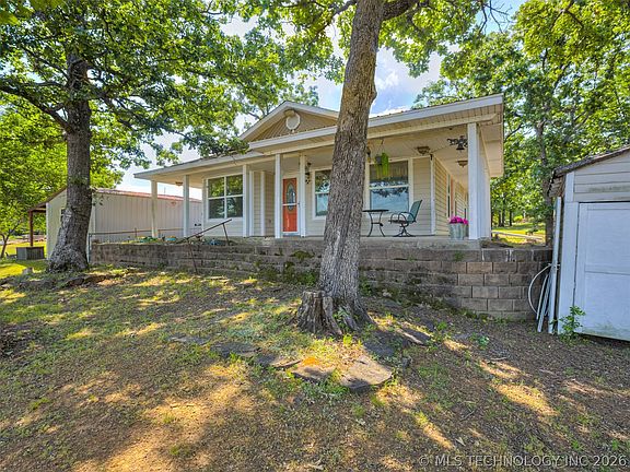 3rd image of 416627 Lakeside Dr
