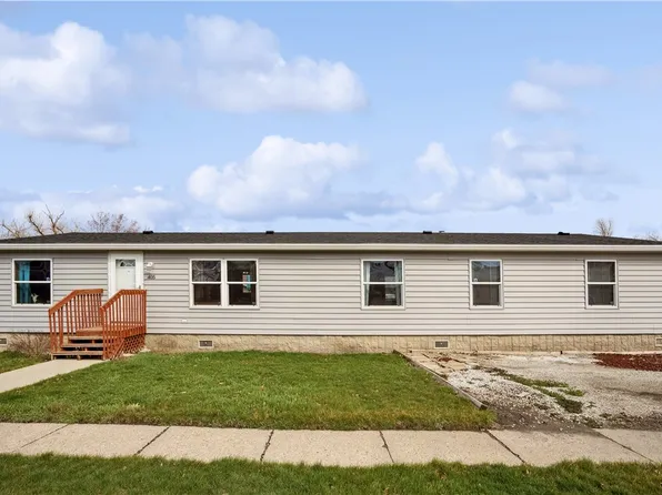 405 Cedar Ave, Woodward, IA 50276