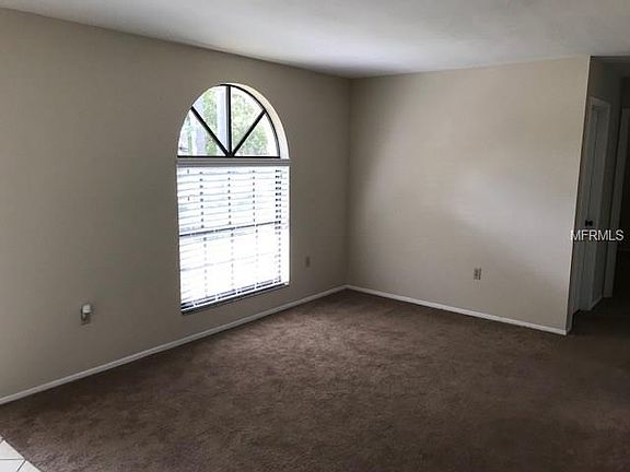 4th image of 5427 Colonial Oaks Blvd