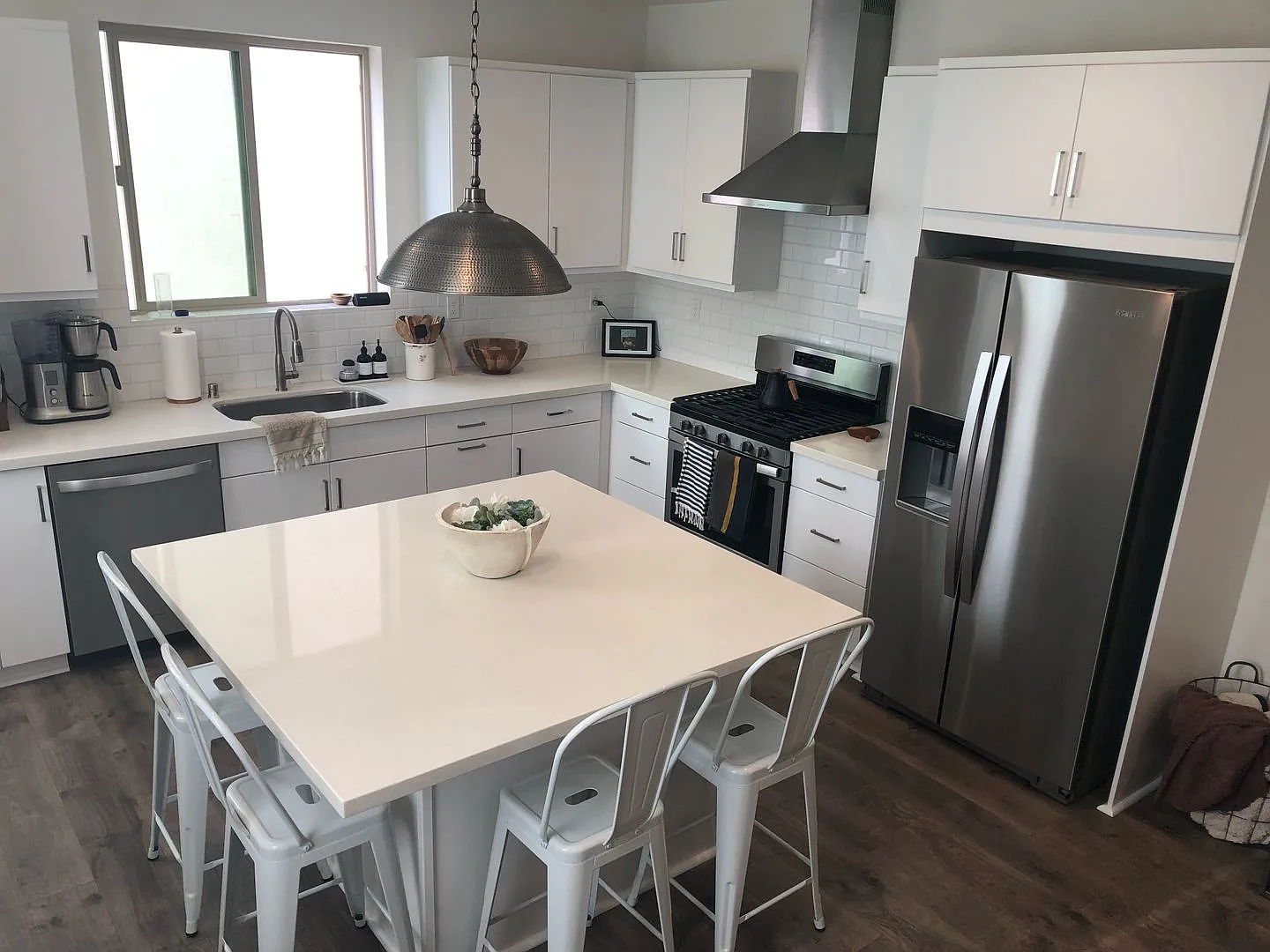Mid-Town (The Mills) Stunning Tri-Level (Please Read Entire Ad For Showings & Details) — Photo 3