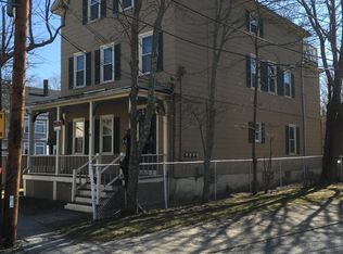 31 E Bowery St #1, Newport, RI 02840