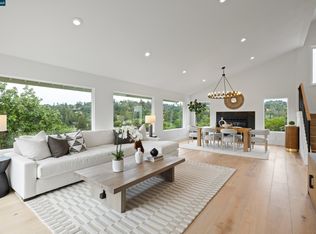 5 Wanda Ln, Orinda, CA 94563