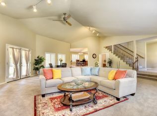 1976 Somerdale Cir, Roseville, CA 95661