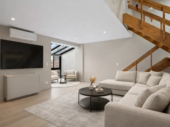 225 East 86th Street image 1 of 6