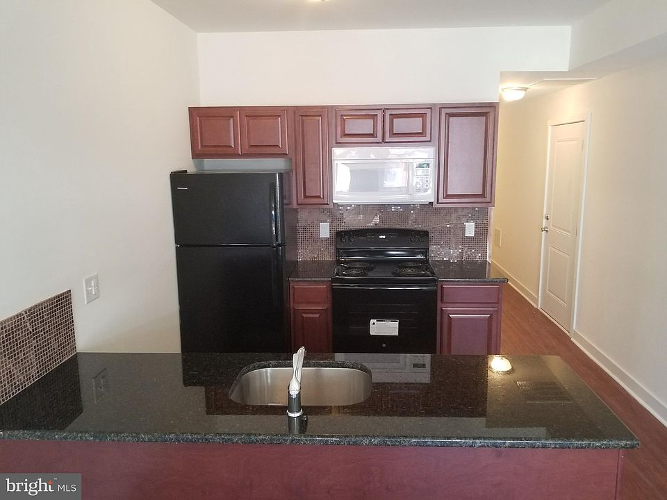 1st image of 6044 Market St Floor 1