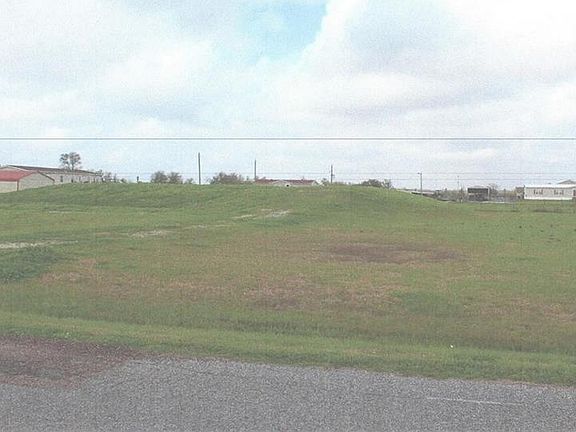2nd image of 117 Gulfway Dr