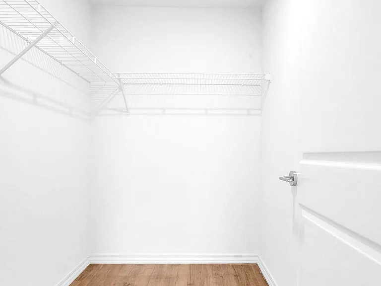 181 Elmira Rd S #418 — Photo 17