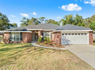 11820 Old Course Rd, Cantonment, FL 32533