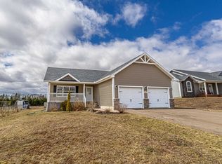 143 Osprey Ave, Cornwall, PE C0A 1H4